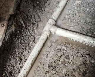 乌伊岭漏水维修电话